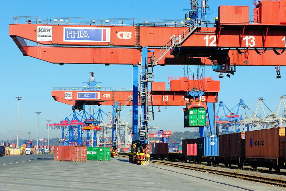 4404_0813 Güterbahnhof Containerterminal Burchardkai - Containerverladung. | Container Terminal Burchardkai CTB